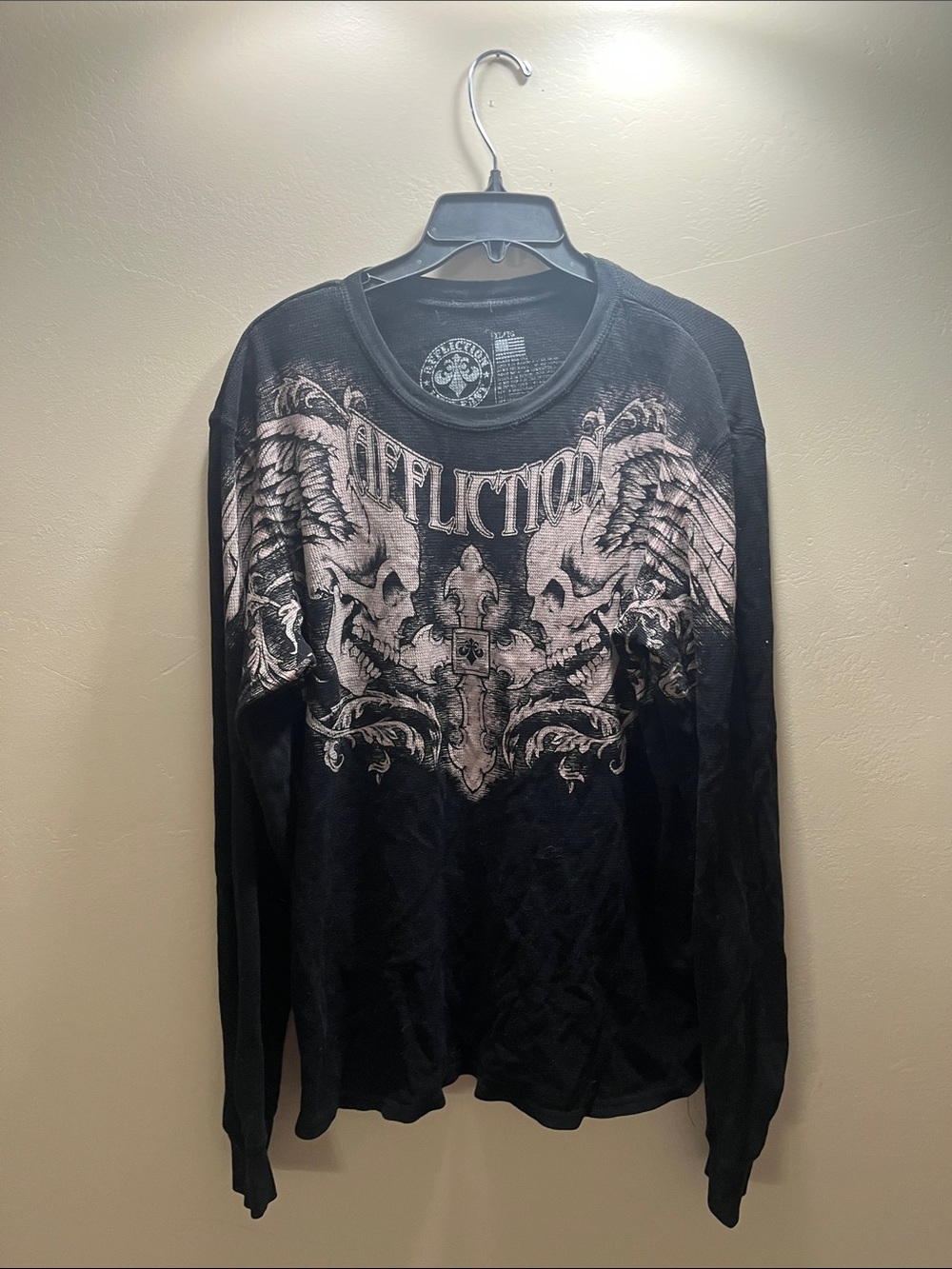 Affliction Black Long Sleeve Graphic Tee with White Distressed Skull Wings